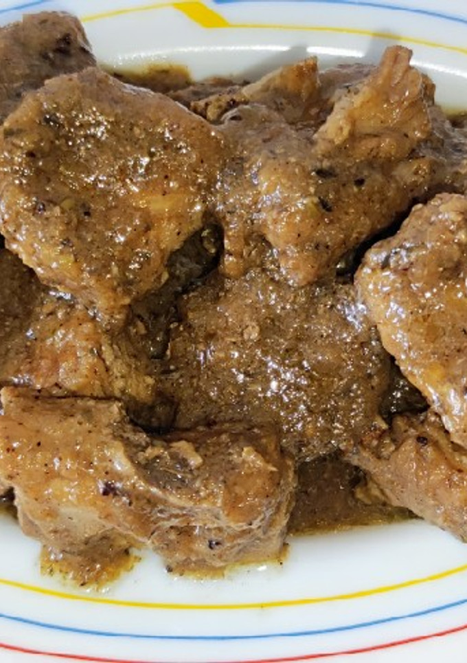 Una foto de Costillas de cerdo en salsa