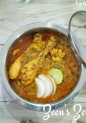 A picture of Desi Murg Salan/Country Chicken Curry.