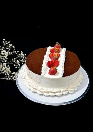 عکسی از دستور کیک تولد با کرم قهوه