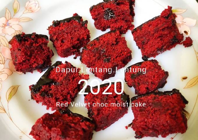 Red Velvet choc moist cake