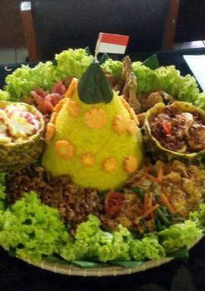 Foto resep Nasi tumpeng sambal nanas