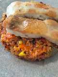 Quinoa tricolor con rodaballo