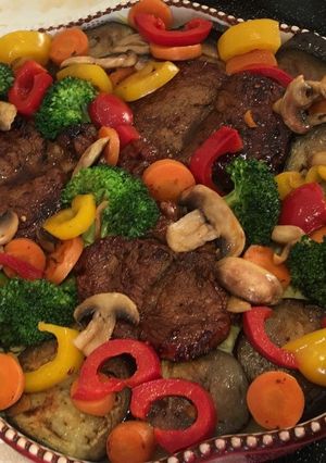 صورة لوصفة ستيك وخضار 😋🍴