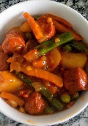 A picture of Sausage vegetable stir fry.
