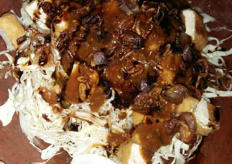 Lontong tahu sederhana