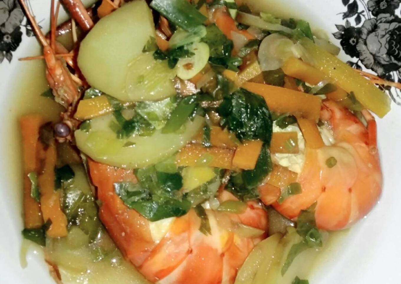 Soup Udang Galah Kaldu Hindi