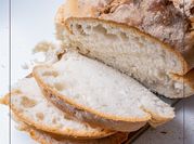 Una foto de pan de trigo sarraceno y psyllium