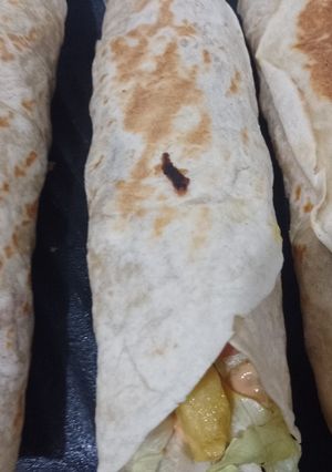 Una foto de Shawarmas caseras