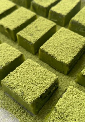 รูปของ Matcha Nama Chocolate