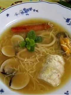 Una foto de Mi sopa de mariscos Navideña!!