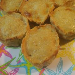 A picture of Beef Hand Pies.