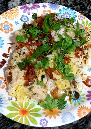 A picture of Eid special shahi murg biryani.