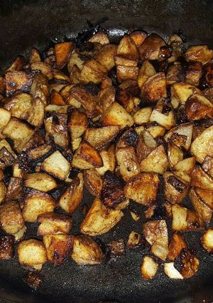 A picture of Cast Iron Home Fries.