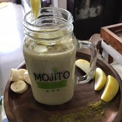 A picture of Apple Banana Smoothie with Moringa Powder.