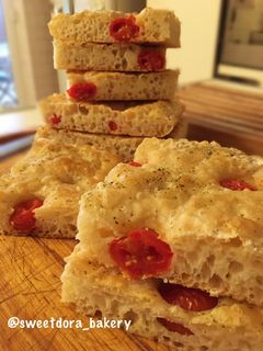 Foto di Focaccia pugliese con lievito madre