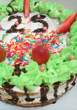 A picture of Vanilla Peppermint Cake.