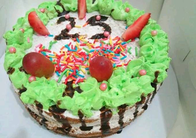 Recipe of Perfect Vanilla Peppermint Cake