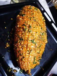 Una foto de 🍖Paletilla de cerdo al horno