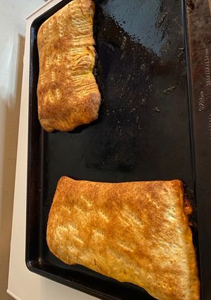 A picture of Easy calzone.