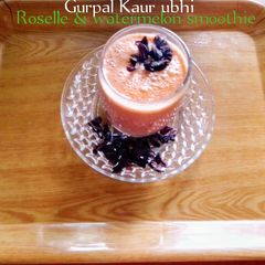 Roselle & watermelon smoothie 🥤🍉 A picture of Roselle & watermelon smoothie 🥤🍉.