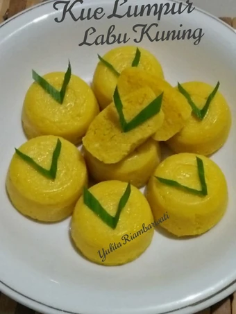 Langkah Gampang Menyiapkan Resep 60. Kue Lumpur Labu Kuning yang Lezat Sekali Anti Ribet, Mantap