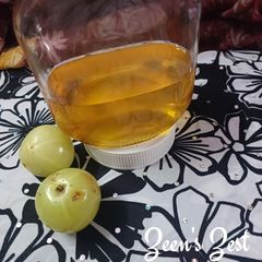 A picture of Amla Oil.