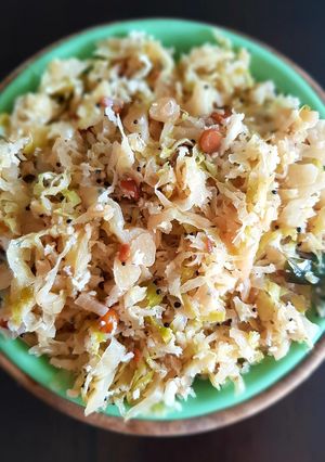 A picture of Cabbage Poriyal.