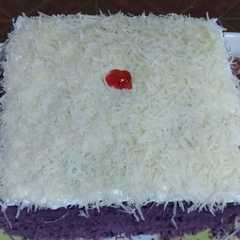 A picture of Bolu kukus ubi ungu.