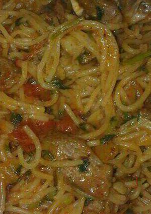 A picture of Fried spaghetti.