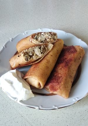 Фото Блины с курицей и грибами (Жюльен).