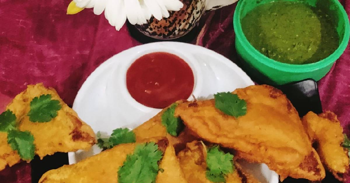 Bread pakoda (potato stuffed Bread pakoda) Recipe by Jyoti Prakash