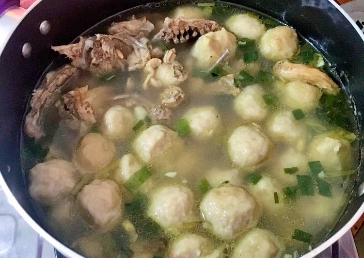 Resep Bakso ayam kenyal dan empuk Lezat