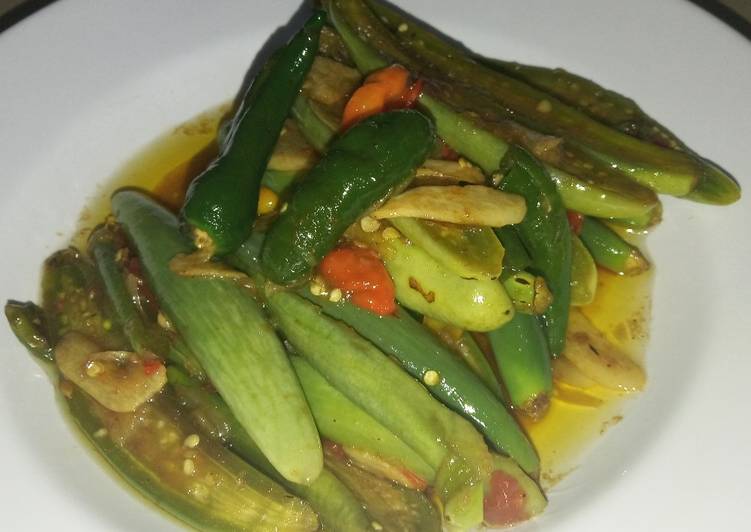 Oseng Terasi Terung Telunjuk