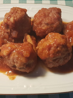Una foto de Mandonguilles amb calamars i sèpia