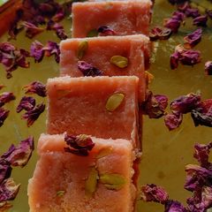 A picture of Rose Coconut Burfi.