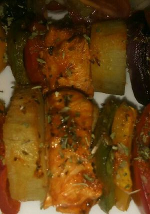 Una foto de *Brochette de Pollo y Verduras*