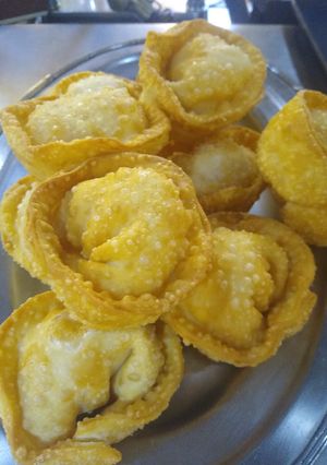 Una foto de Empanadas caprese fritas