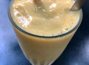 Hình của món Eatclean- Smoothie Xoài Sữa Chua Và Mật Ong/ Mango Yogurts Honey Smoothie.