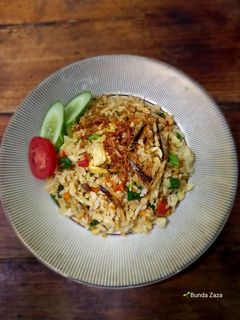 Foto resep Nasi Goreng Ikan Keranjang ala rumah