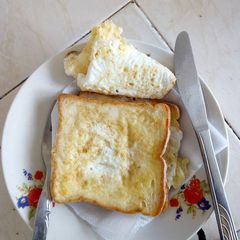 A picture of Toasted bread.