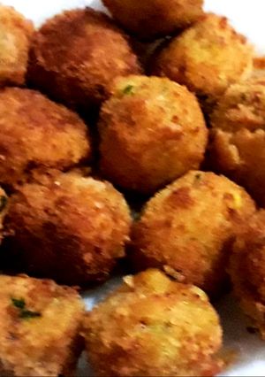 A picture of "Crisp potatoes ball".