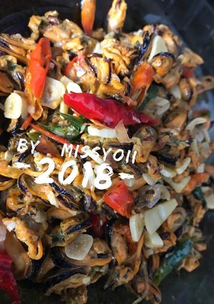 Foto resep 12. Tumis Pedas Asin Kerang Hijau Kecil