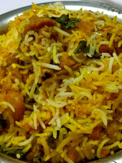 (மலபார் சிக்கன் பிரியாணி) (Malabar Chicken Biriyani) செய்முறை முக்கிய புகைப்படம்