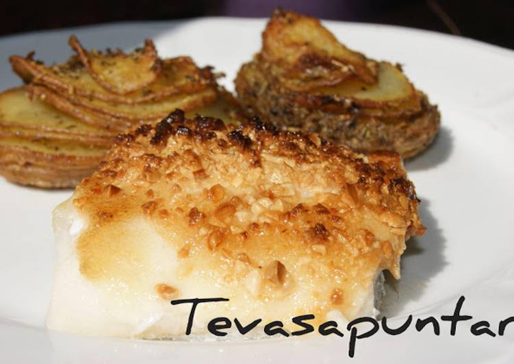 Bacalao con ajoaceite y crujiente de almendras