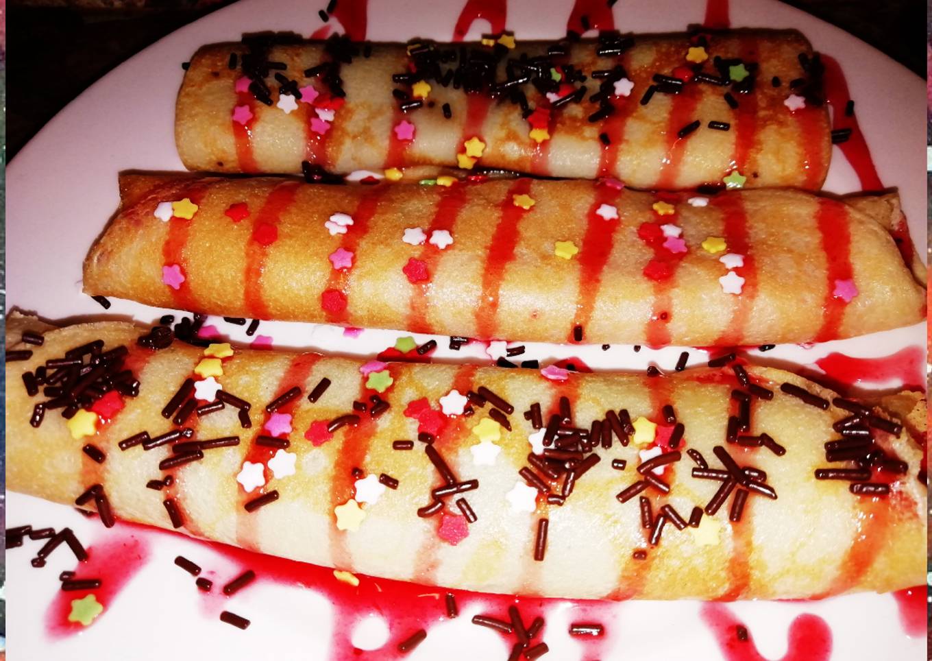 Crepes con Nutella y sirope de fresa