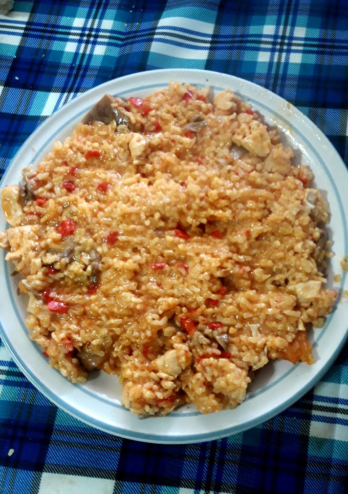 Una foto de Arroz con solomillo de pollo al curry
