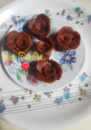 A picture of રોઝ બિસ્કીટ.