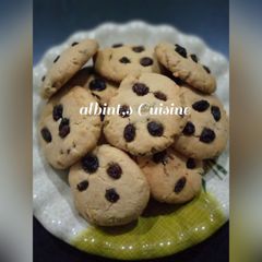 A picture of Raisins cookies.