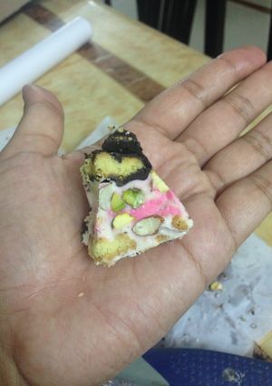 A picture of White Chocolate Rocky Road.