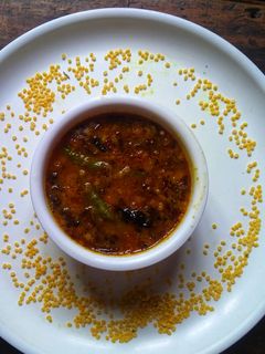 নারকেল  দিয়ে মুগের ডাল (narkel diye mooger dal recipe in Bengali) রেসিপির প্রধান ছবি